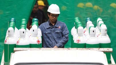 Ekspert: Przejście jaskini jest ekstremalnie trudne. Trzeba uniknąć paniki