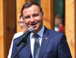 ​Ekspertyzy PiS: Do referendum można dopisać pytania