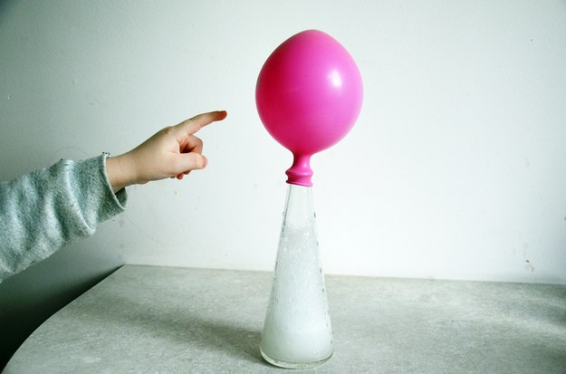 Eksperyment z balonem /Marlena Chudzio /RMF24