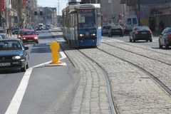 Eksperymentalny, podwójny przystanek tramwajowy we Wrocławiu