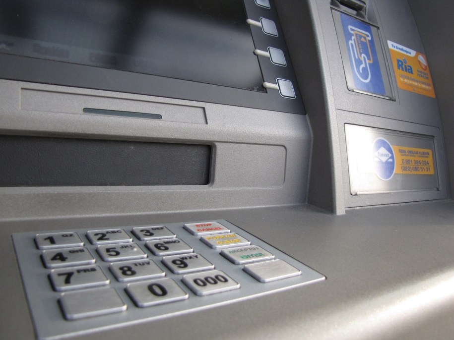Ktoś wysadził bankomat na Pomorzu. Policja szuka sprawców