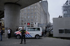 Eksplozja i podpalenie w Rotterdamie. Jedna osoba została ciężko ranna