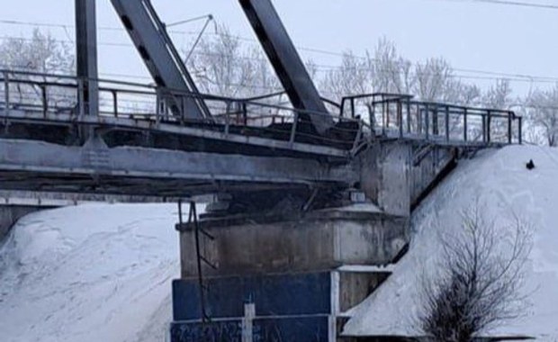 Eksplozja mostu kolejowego w Rosji. "Służył do transportu amunicji"