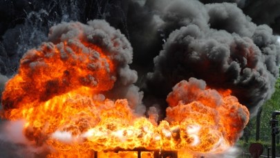 Eksplozje na przedmieściach Wilna. Płoną wagony z gazem kupionym w Orlenie