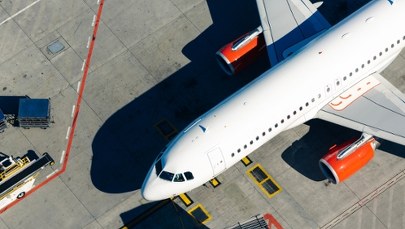 ​Eksplozje, pożar i awaryjne lądowanie. Dramatyczne chwile na pokładzie samolotu