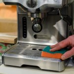 Ekspres do kawy czyszczę tylko w ten sposób. Aż lśni czystością