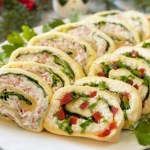 Ekspresowe roladki imprezowe. Goście będą zaskoczeni głównym składnikiem