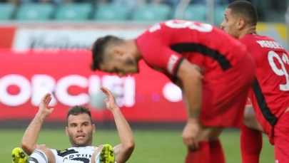 Ekstraklasa piłkarska: Trzeci remis Legii, pierwszy Zagłębia