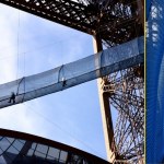 ​Ekstremalna atrakcja wraca na Wieżę Eiffla. Spacer nad przepaścią