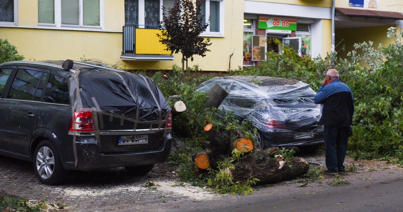 Ekstremalna zjawiska pogodowe coraz częściej nawiedzają Polskę /Krzysztof Radzki /East News