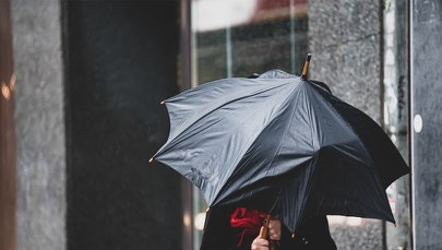 Ekstremalnie silne porywy wiatru, a nawet tornada. ESTOFEX ostrzega