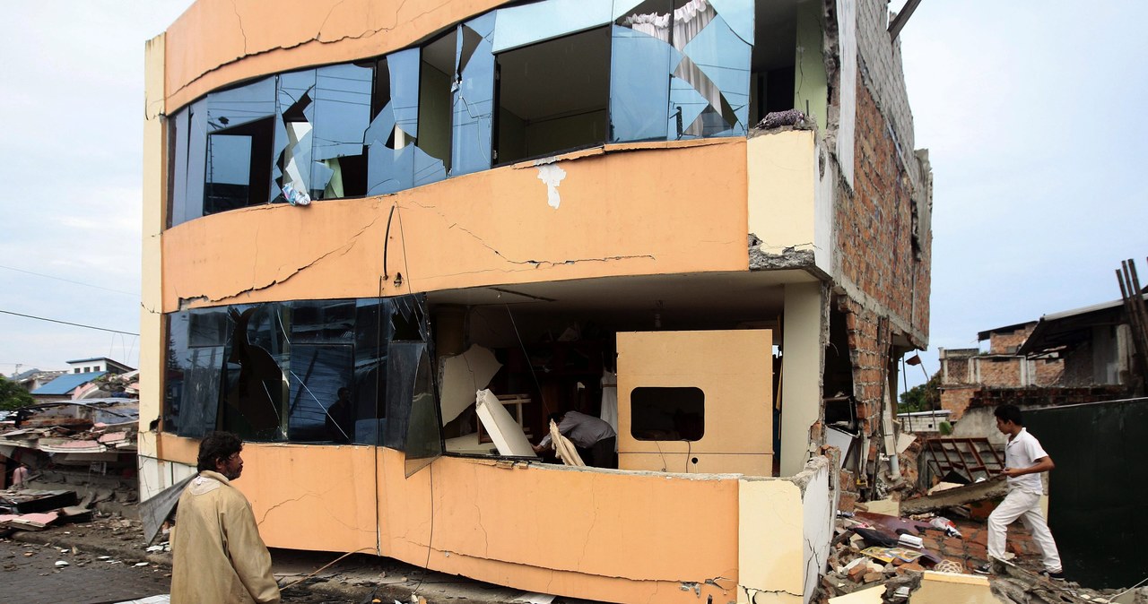 Ekwador:10 tys. żołnierzy wysłanych do pomocy ofiarom trzęsienia ziemi