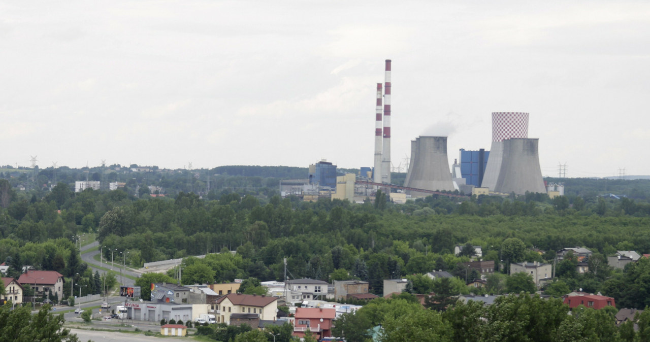 Elektrociepłownia "Będzin". KNF zawiadomiła prokuraturę o możliwym popełnieniu przestępstwa w obrocie akcjami /Adrian Slazok/REPORTER /East News