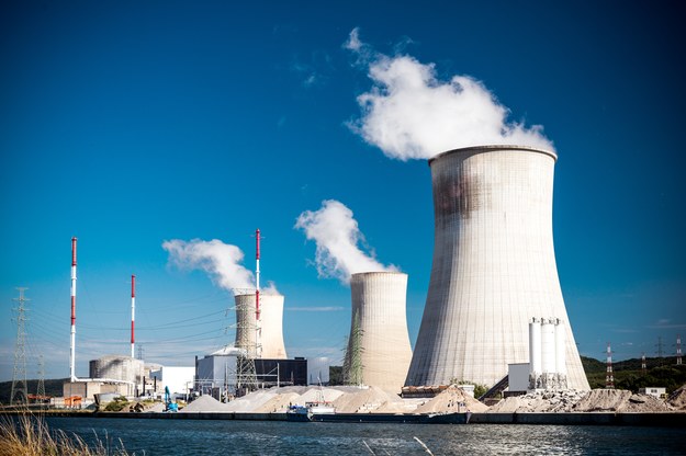 Atom i gaz ziemny jako "zielone" źródła energii? ECR mówi "tak"