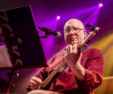 Elektryczne Gitary "W cieniu sufitów": z prądem wspomnień [RELACJA]