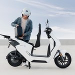 Elektryczny motocykl Hondy. Japończycy mają pomysł na problem małego zasięgu