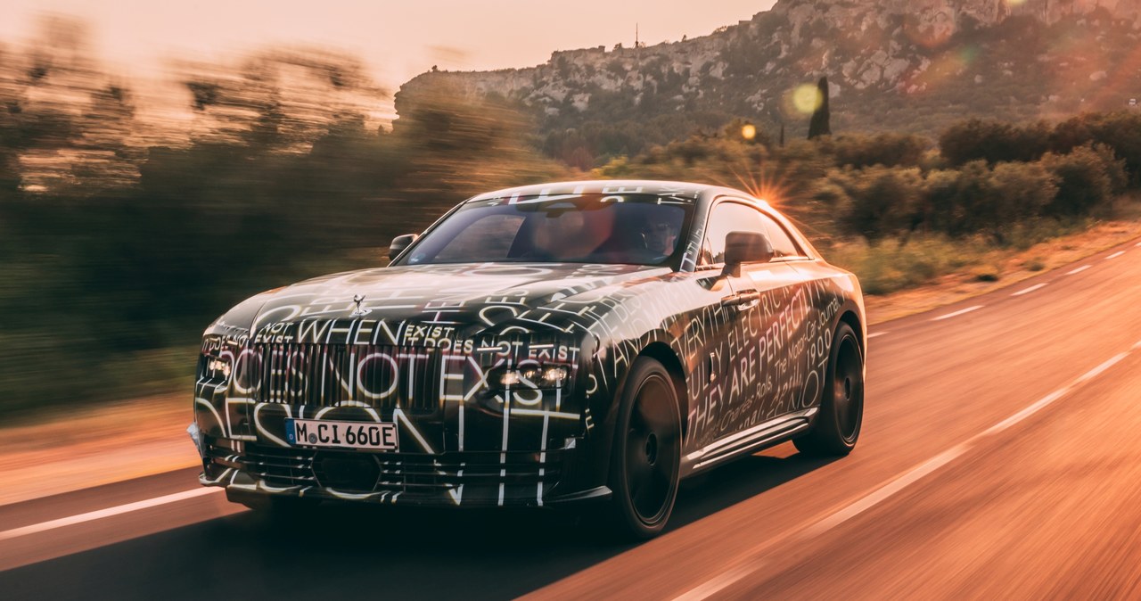 Elektryczny Rolls-Royce Spectre wszedł w drugą fazę testów /materiały prasowe