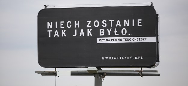 Elementem kampanii prowadzonej przez PFN są m.in. billboardy /Tomasz Wojtasik /PAP