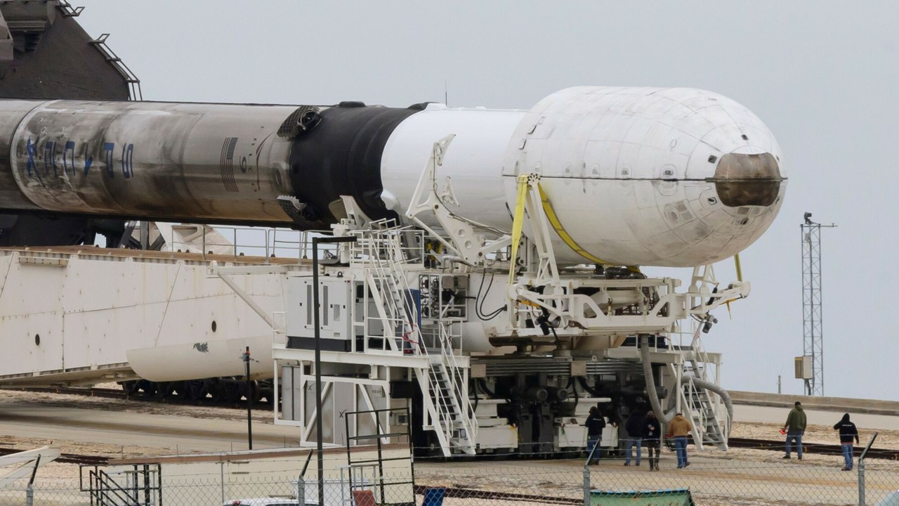 Falcon 9 prvky padly v Polsku. A co kompenzace?