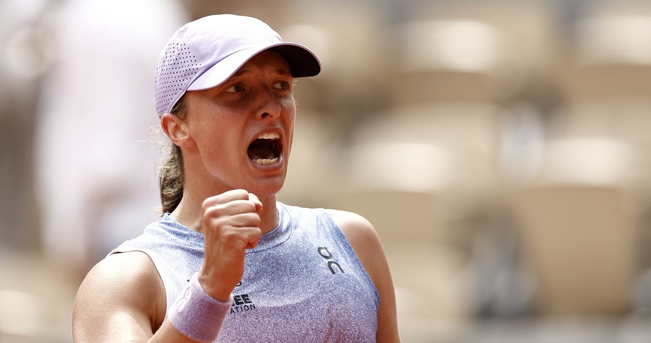 Iga Świątek Shines Again at Roland Garros Amid On-Court and Off-Court Drama