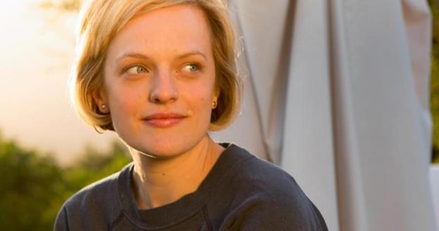 Elisabeth Moss w scenie z filmu "Czworo do pary" /materiały dystrybutora