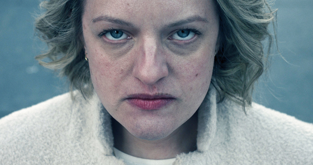 Elisabeth Moss w zapowiedzi piątego sezonu "Opowieści podręcznej" /Hulu /materiały prasowe