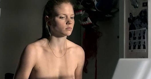 Eliza Rycembel w filmie "Obietnica"/ kadr z filmu /materiały prasowe