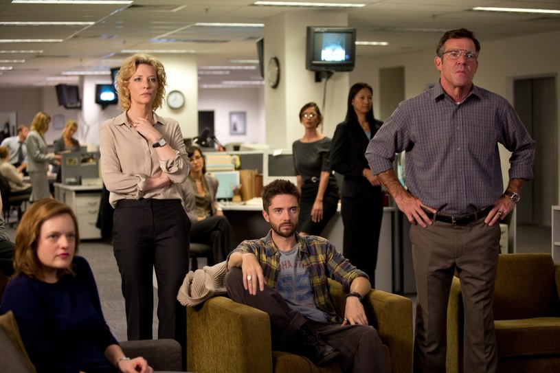 Elizabeth Moss, Cate Blanchett, Topher Grace i Dennis Quiad w "Niewygodnej prawdzie" /materiały prasowe