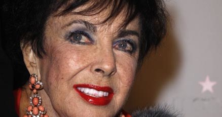 Elizabeth Taylor już widziała film o Jacksonie /AFP