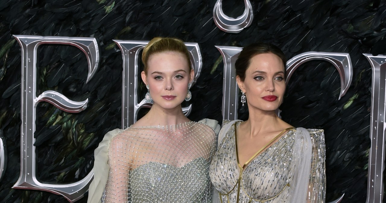 Elle Fanning i Angelina Jolie na premierze "Czarownicy 2" /SOPA Images /Getty Images