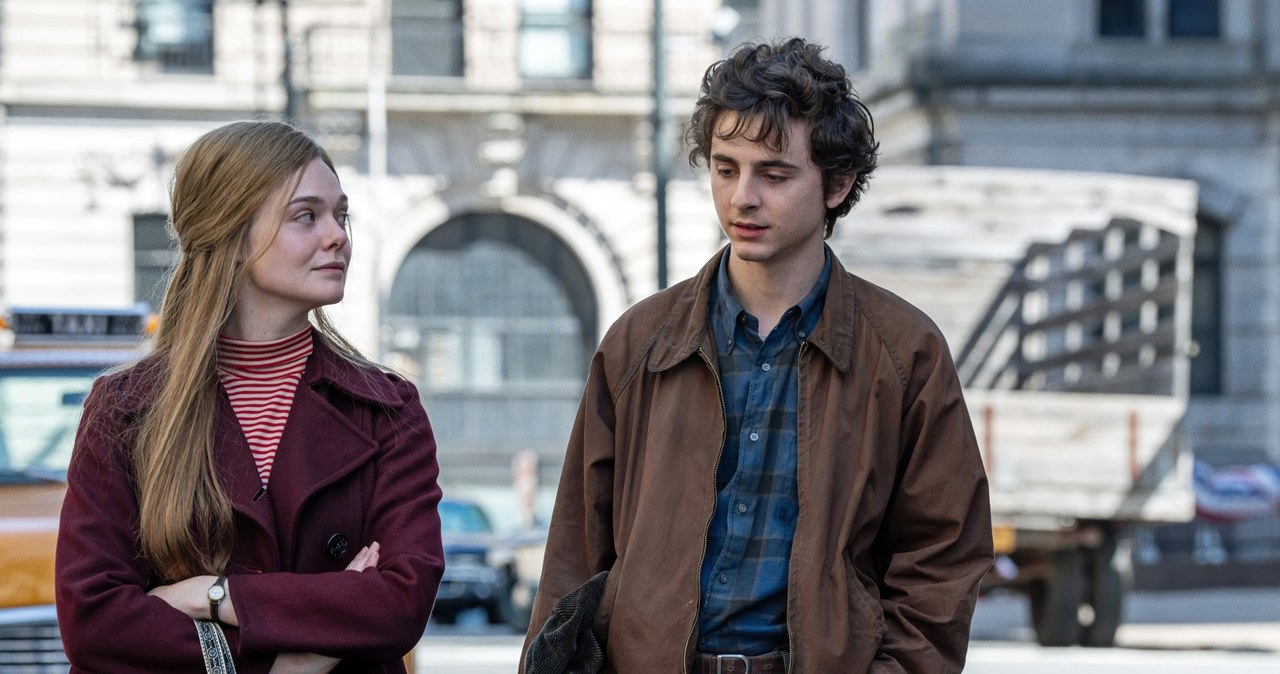 Elle Fanning i Timothée Chalamet w filmie "Kompletnie nieznany" /materiały prasowe