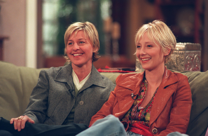 Ellen DeGeneres i Anne Heche w 1998 roku /ABC Photo Archives /Getty Images