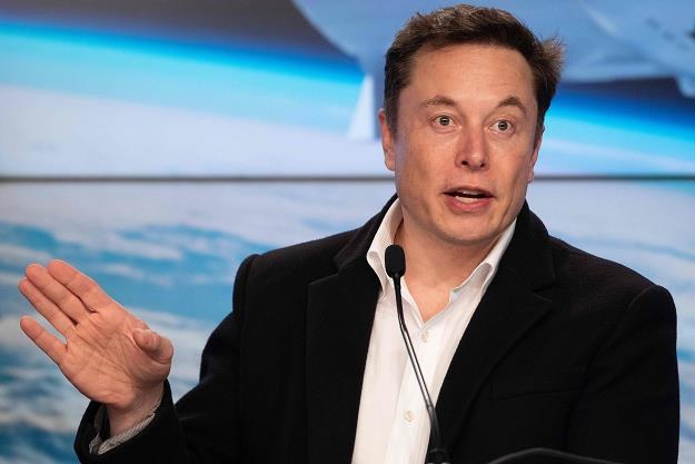 Elon Musk krótko podpisywał się na Twitterze "Elon Tusk"... /AFP