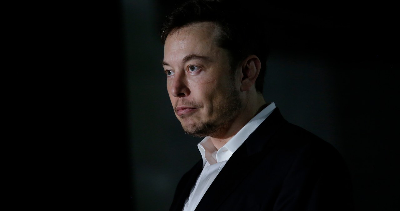 Elon Musk ma coraz większe kłopoty /Getty Images