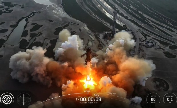 Elon Musk ma powody do radości. Starship wylądował w Oceanie Indyjskim