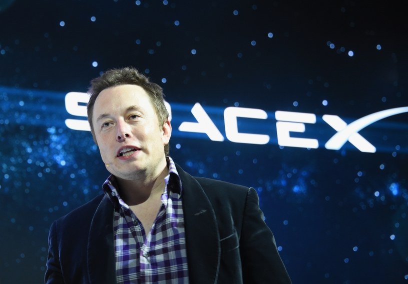 Elon Musk na pewno nie jest zadowolony z testów nowej rakiety SpaceX /AFP