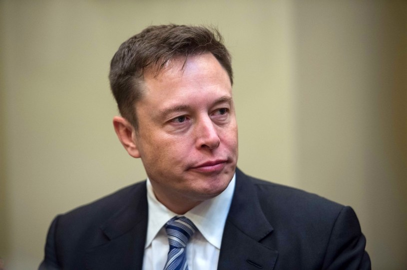 Elon Musk przekonuje, że roboty muszą znać swoje prawa /AFP