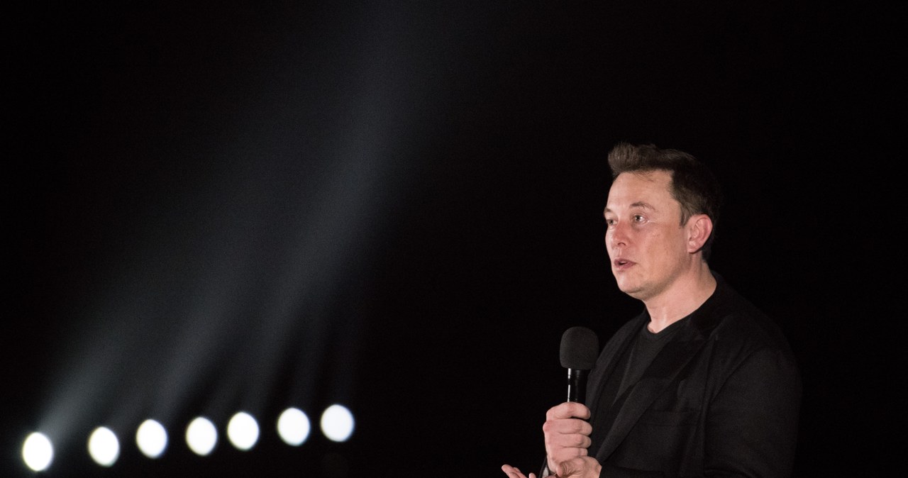 Elon Musk twierdzi, iż samoloty elektryczne są przyszłością /AFP