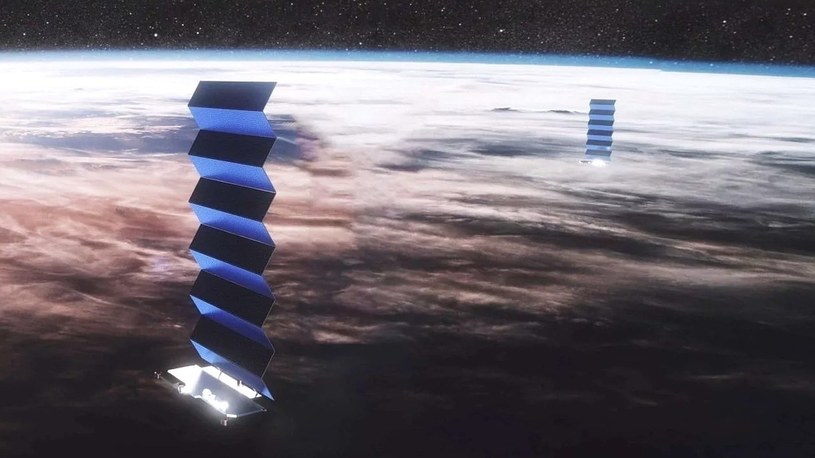 Elon Musk wyposaży satelity Starlink w parasolki i przestaną oślepiać teleskopy /Geekweek