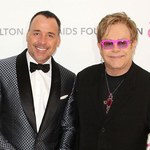 Elton John czy jego partner? Kto jest ojcem?