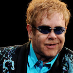 Elton John dla miłości zostawiłby miliony