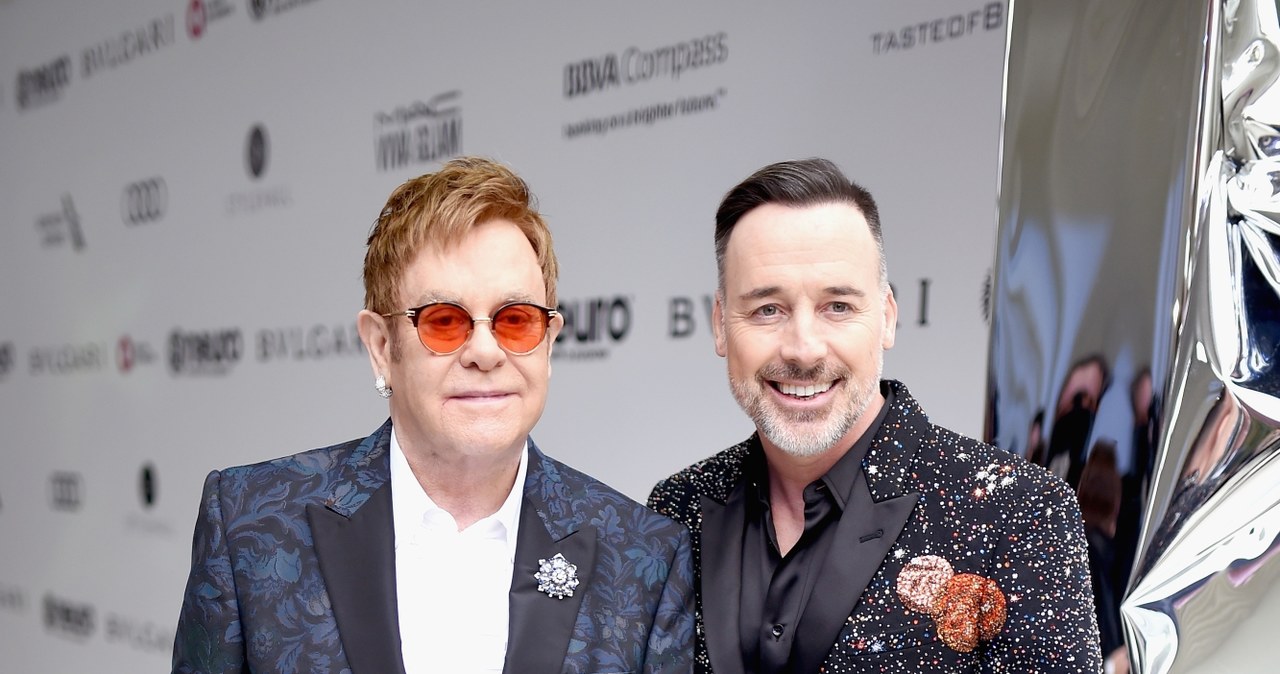 Elton John i David Furnish /Jamie McCarthy /Getty Images