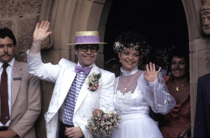 Elton John i Renate Blauel podczas ślubu /Patrick Riviere /Getty Images