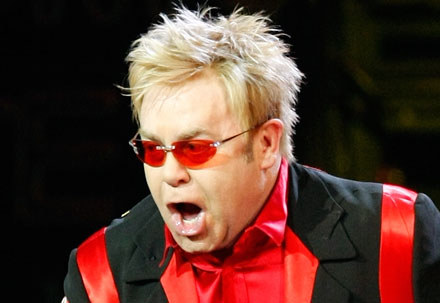 Elton John przed chwilą zobaczył listę "Sunday Times" fot. Ethan Miller /Getty Images/Flash Press Media