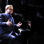 Elton John zaśpiewa w Krakowie