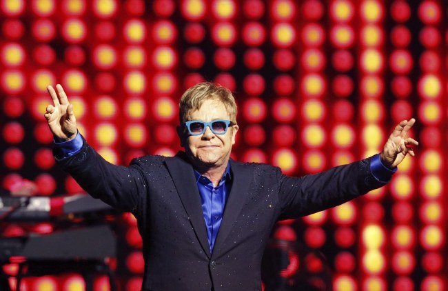 Elton John /PAP/EPA/ALBERTO MARTIN /PAP/EPA