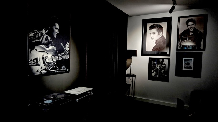 Elvis room w domu Rafała Pieniążka /Krzysztof Nepelski /RMF FM