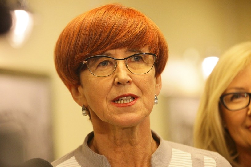 Elżbieta Rafalska gościem Porannej rozmowy w RMF FM /Grzegorz Gałasiński, Polska Press /East News