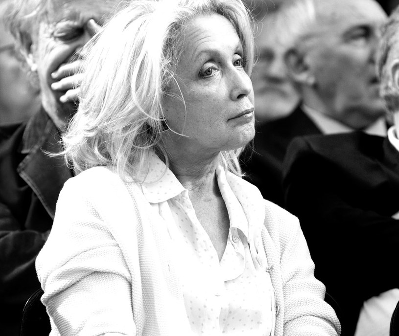 Nie Zyje Elzbieta Sloboda Gwiazda Serialu Polsatu Zdecydowala Sie Na Szokujaca Metode Leczenia Nie Zyje Elzbieta Sloboda Gwiazda Serialu Polsatu Zdecydowala Sie Na Szokujaca Metode Leczenia