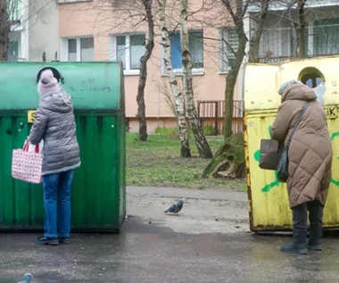 Emeryci mogą nie płacić za śmieci? Wystarczy sprawdzić jeden szczegół w swojej gminie